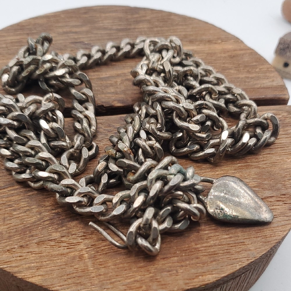 Silver Tone Chunky Chain Bracelet with Heart Charm 38 Inch N3923